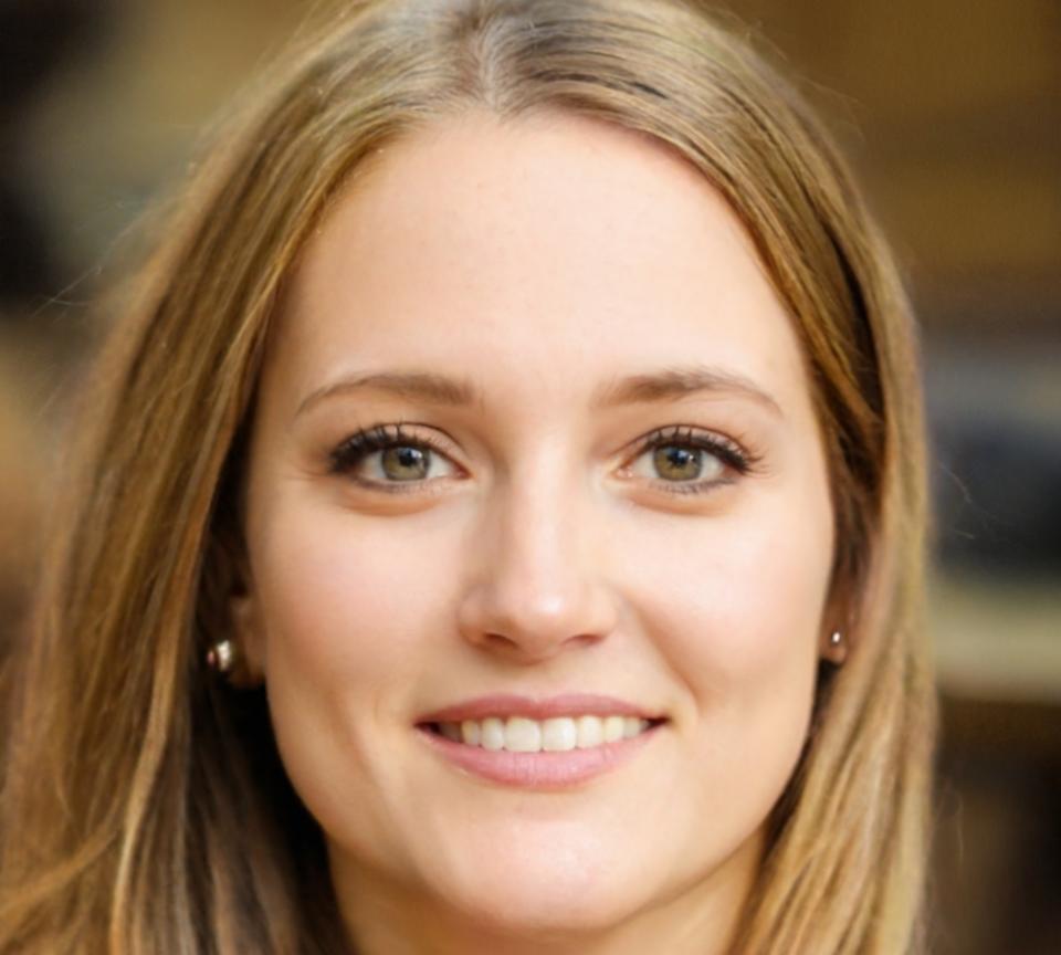 Esperanza Montiel, Directora de Seguridad Financiera